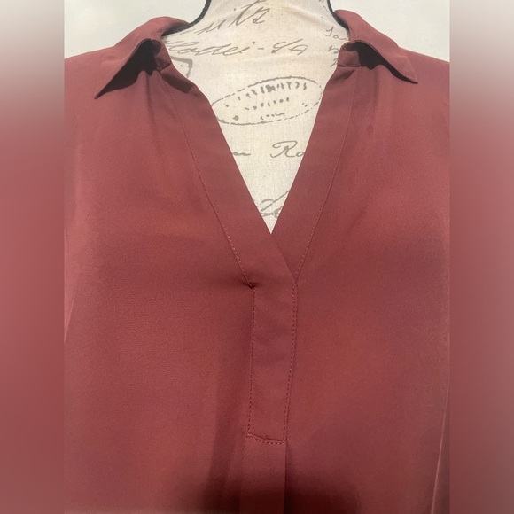 NYDJ Becky Recycled Polyester Georgette Blouse EUC - Picture 9 of 10